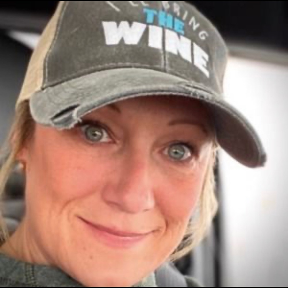 Meet your Posher, Liz